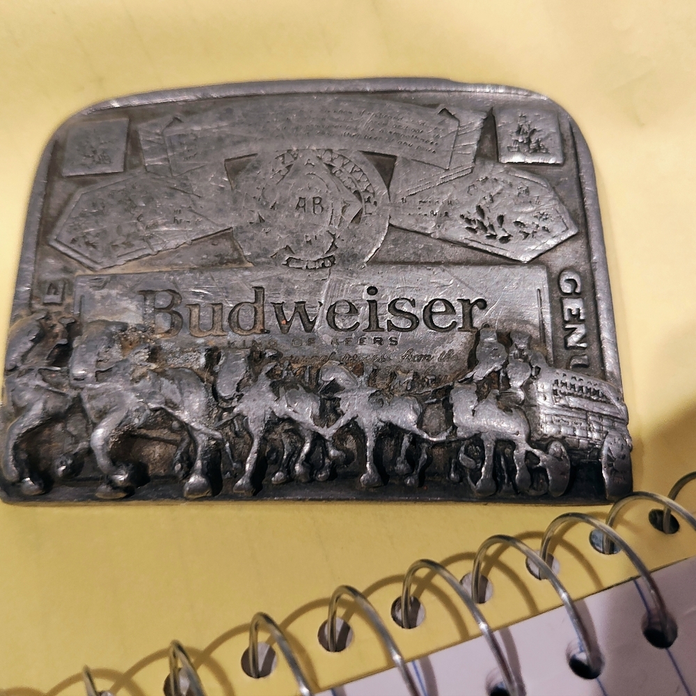 Belt buckle